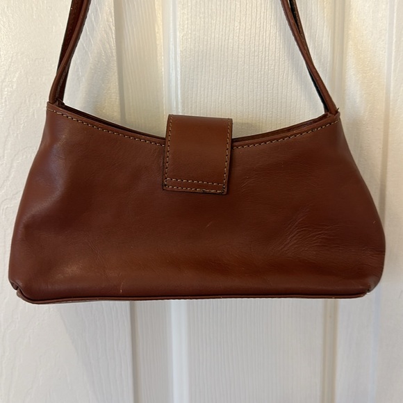 T. Giorgio Italian Leather Handbag in Chestnut Brown - Picture 5 of 10